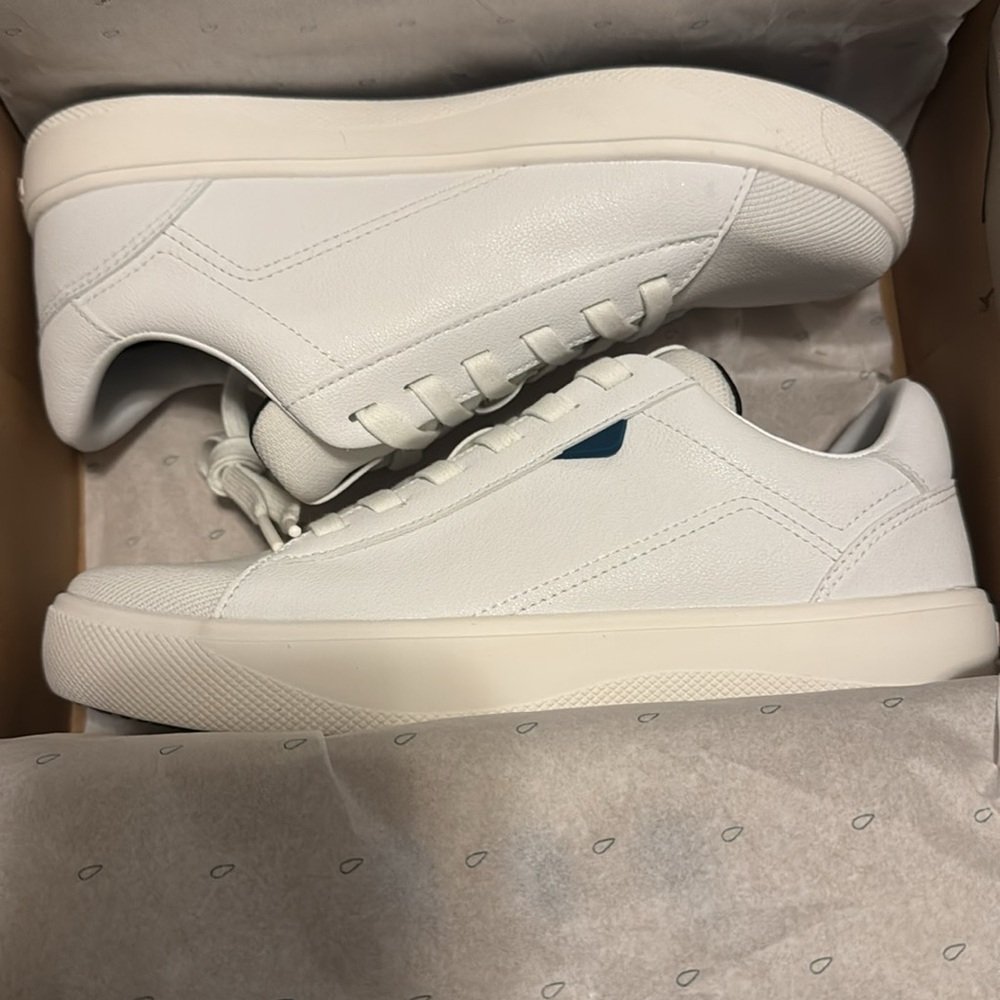 Vessi Soho Sneaker - Narrow Fit

Colour: Ivory White - Picture 8 of 9